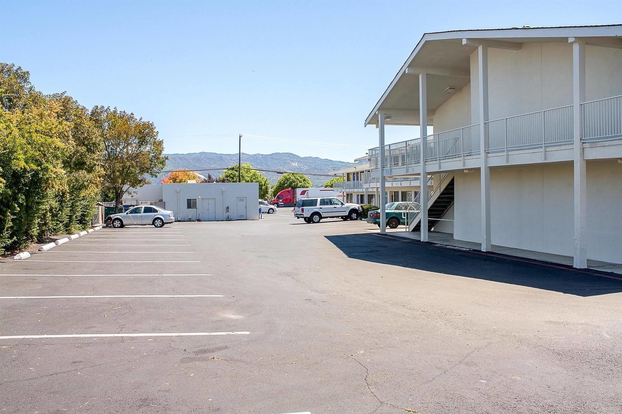 Motel 6-Ukiah, Ca Εξωτερικό φωτογραφία