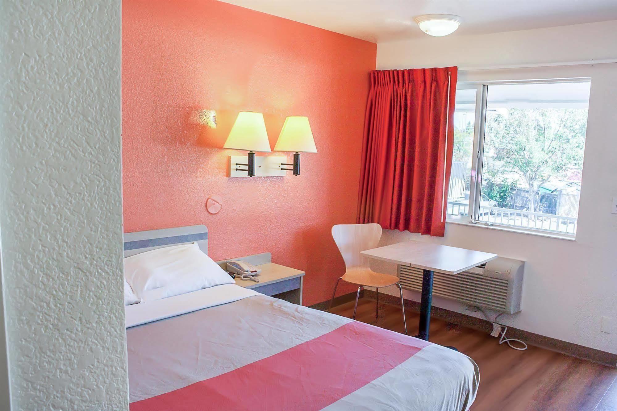 Motel 6-Ukiah, Ca Εξωτερικό φωτογραφία